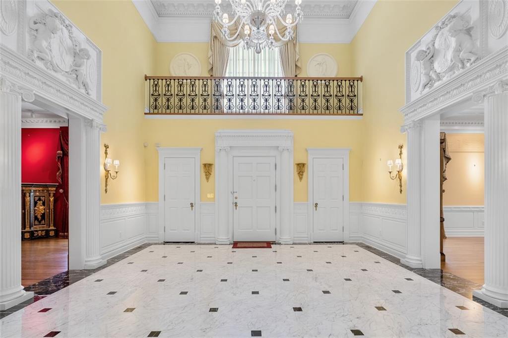 418 Fox Chapel Road Pittsburgh, PA 15238 - Photo 4 of 47 Gallery Image 4