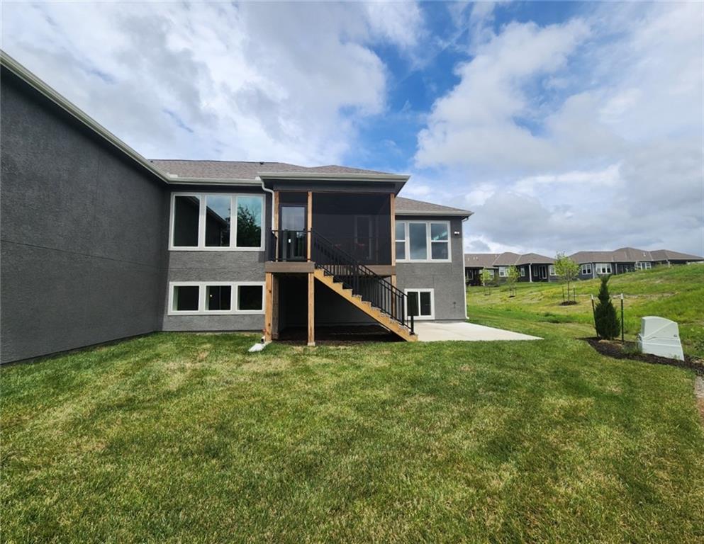 11546 South Olathe Vw Road Olathe, KS 66061 - Photo 3 of 31
