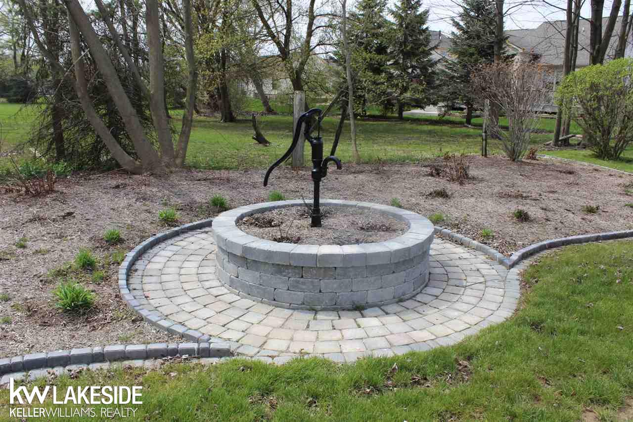 51951 Romeo Plank Road Macomb, MI 48042 - Photo 26 of 30