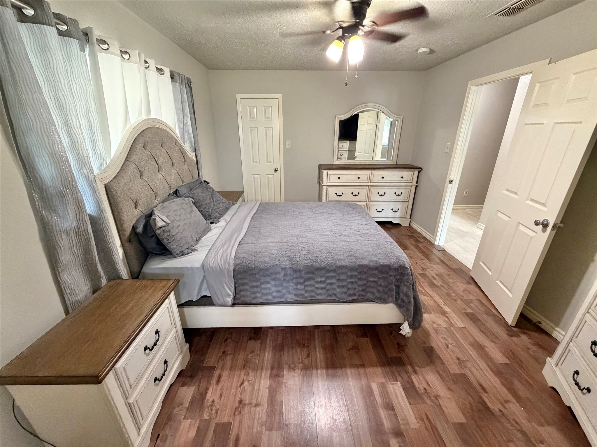 10 Lobo Court Angleton, TX 77515 - Photo 18 of 25