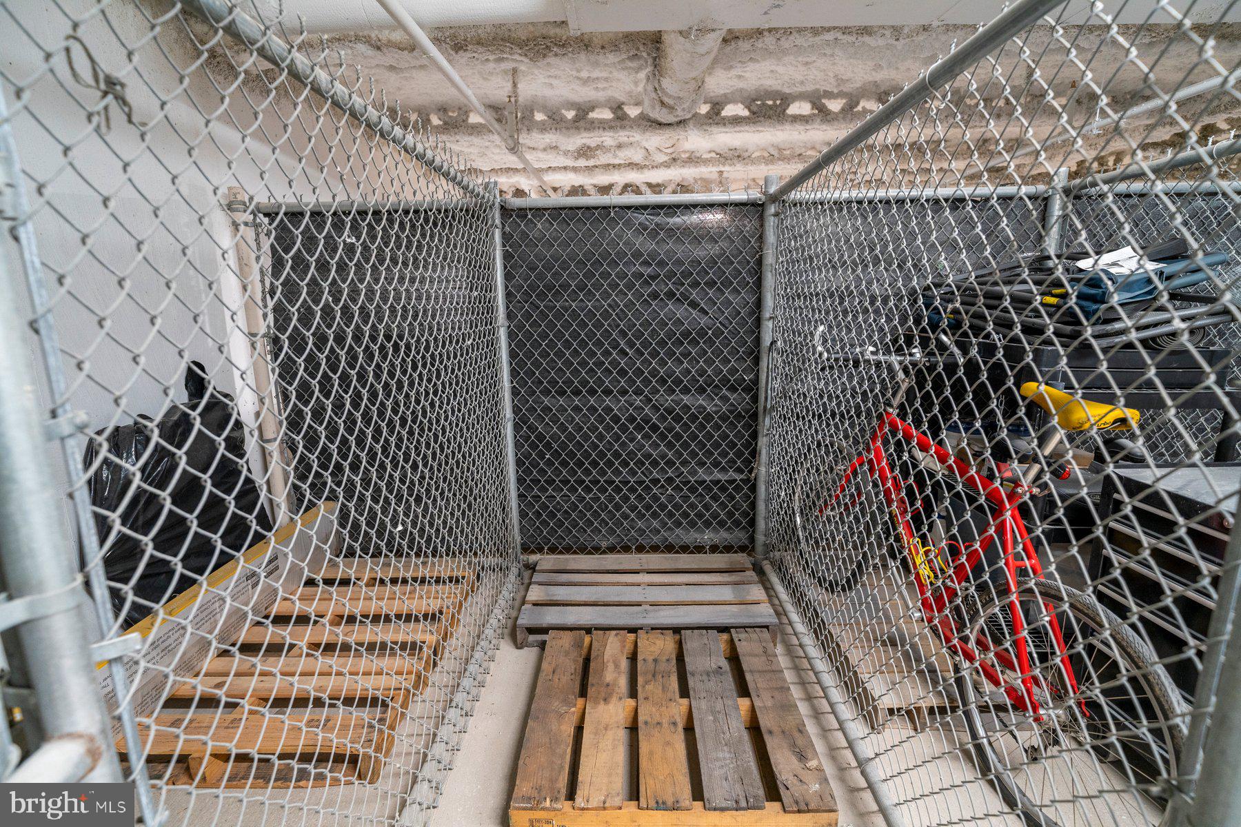 2331 Old Court Road, Unit 201 Baltimore, MD 21208 - Photo 35 of 38 a view of entryway