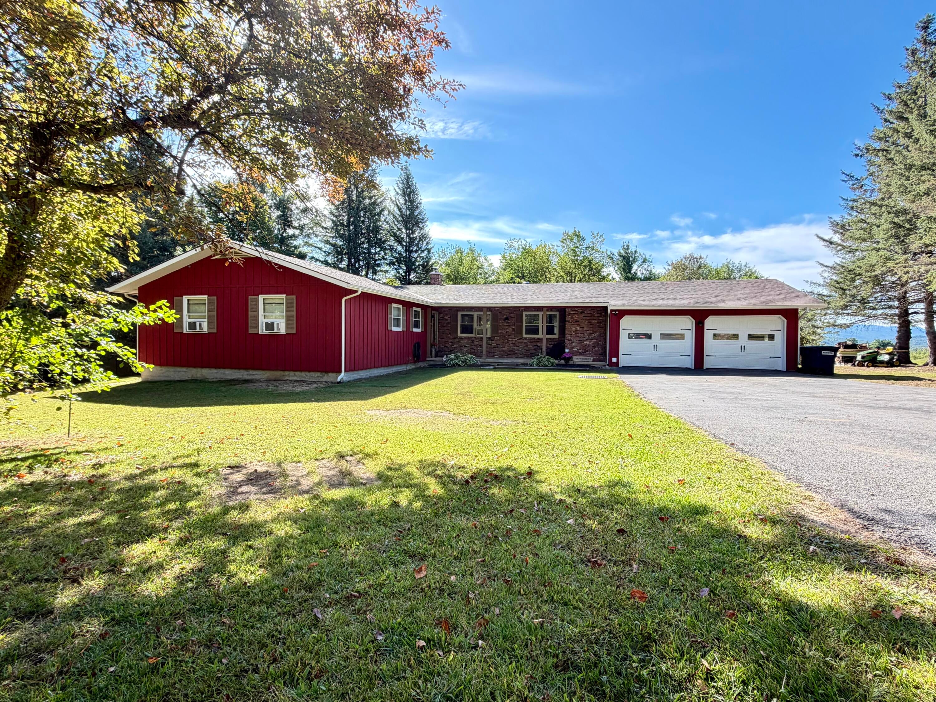 27 Signor Road Peru, NY 12972 - Photo 1 of 45 Gallery Image 1