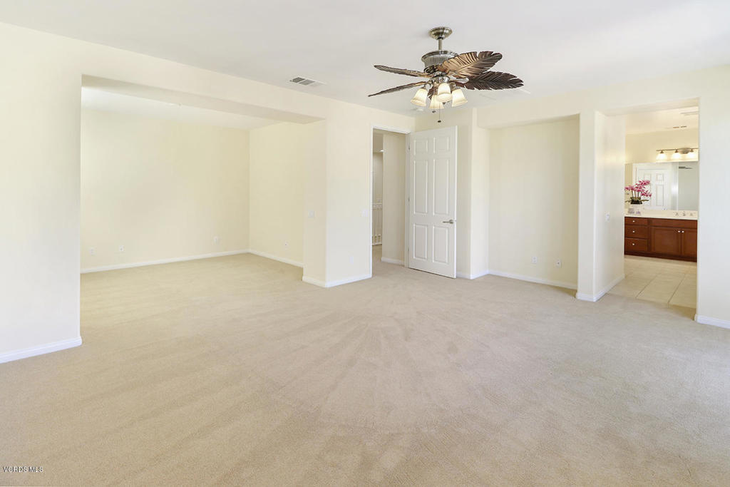 13709 Swift Run Street Moorpark, CA 93021 - Photo 16 of 35