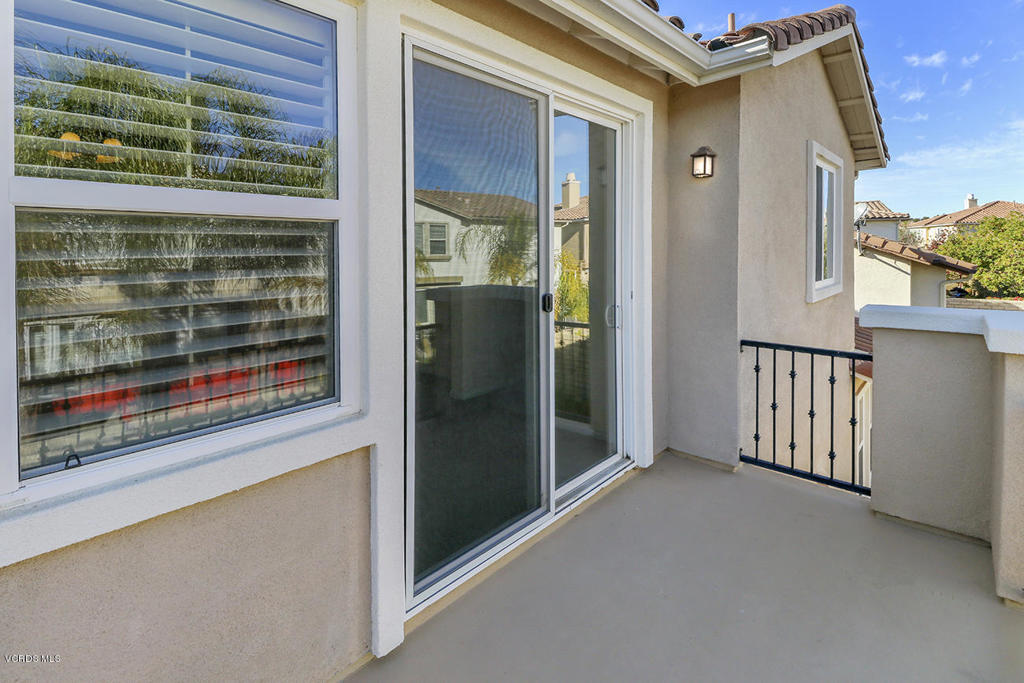 13709 Swift Run Street Moorpark, CA 93021 - Photo 17 of 35
