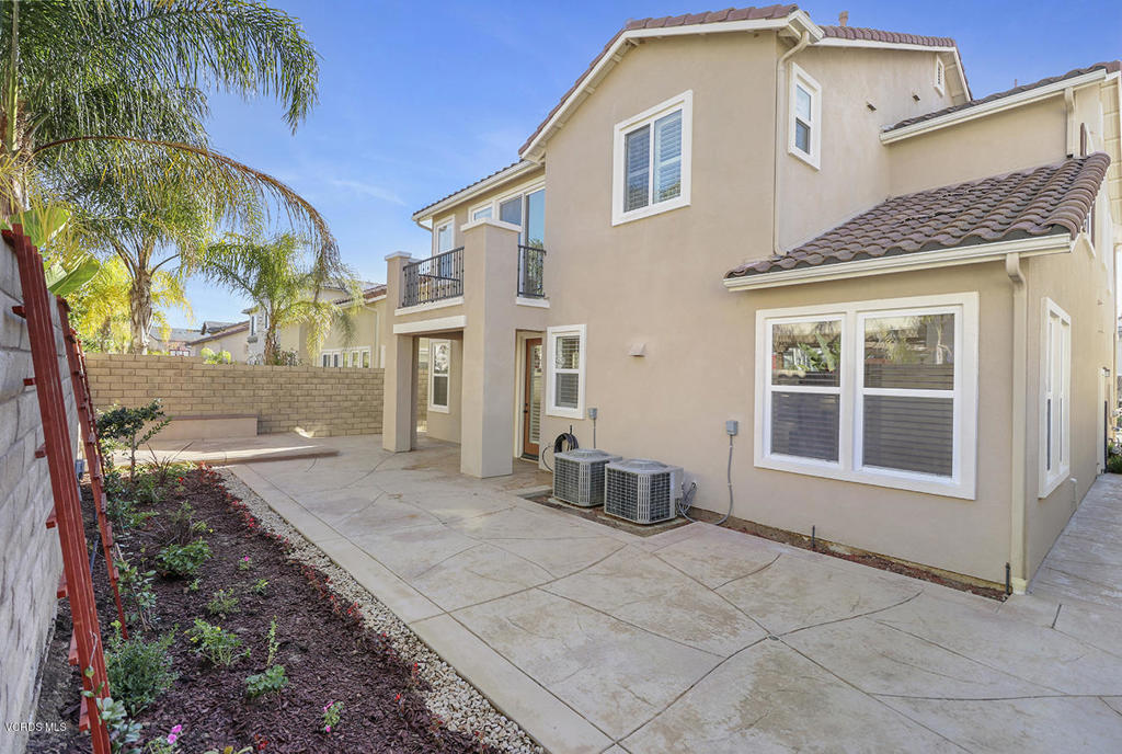 13709 Swift Run Street Moorpark, CA 93021 - Photo 31 of 35