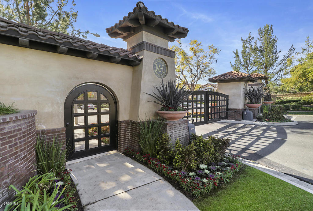 13709 Swift Run Street Moorpark, CA 93021 - Photo 33 of 35