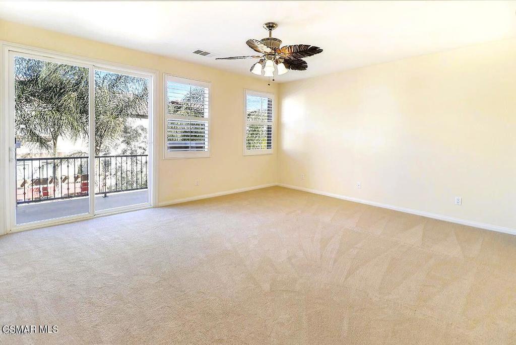 13709 Swift Run Street Moorpark, CA 93021 - Photo 4 of 35