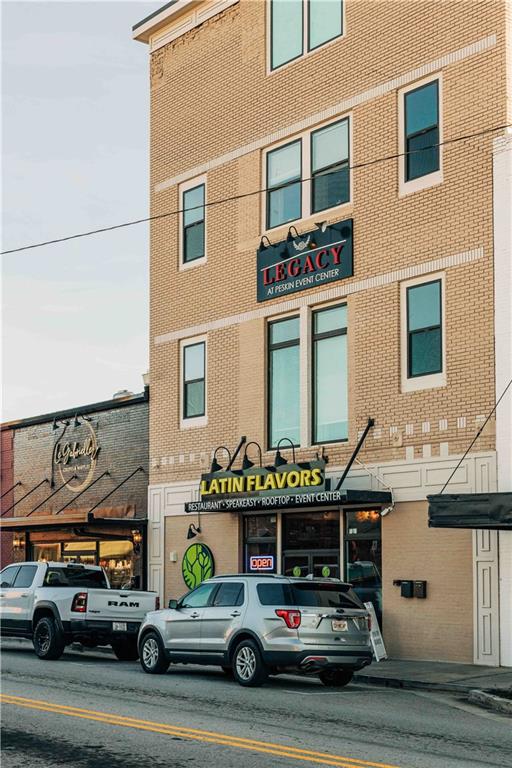 15 Cardinal Rdg Court Winder, GA 30680 - Photo 63 of 86 a car parked in front of a building