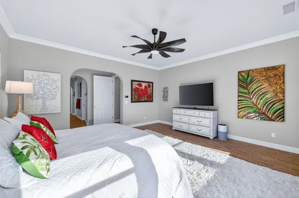$920,000 | 1462 North Twinberry Avenue, Clovis, CA 93619