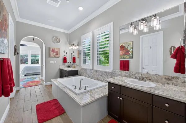 $920,000 | 1462 North Twinberry Avenue, Clovis, CA 93619