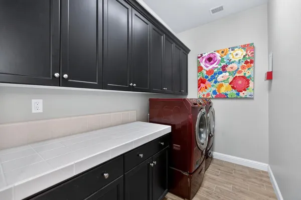 $920,000 | 1462 North Twinberry Avenue, Clovis, CA 93619