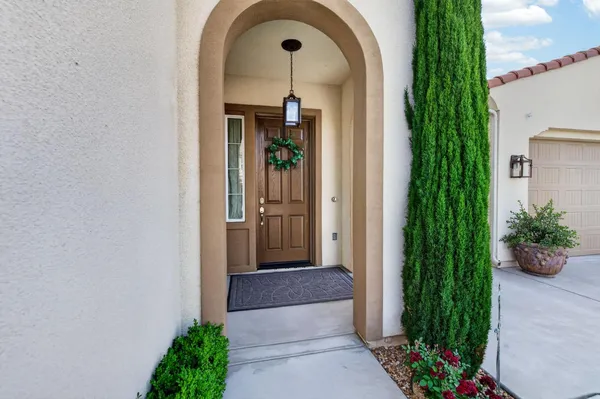 $920,000 | 1462 North Twinberry Avenue, Clovis, CA 93619