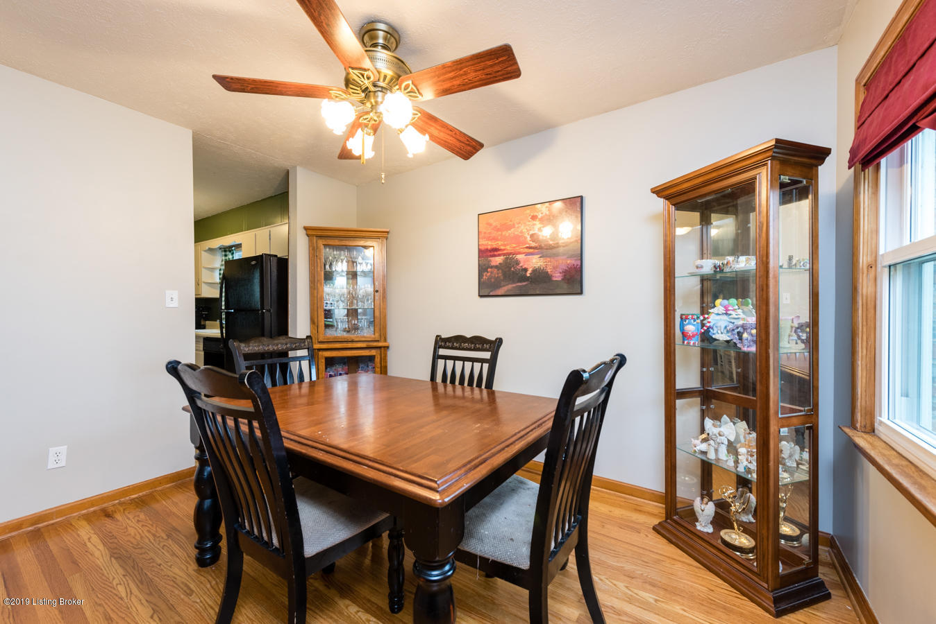 5902 BlueStone Road Louisville, KY 40219 - Photo 8 of 34 5902 Bluestone Rd (13 of 34)