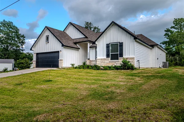 $325,000 | 26553 Doe Lane, Hempstead, TX 77445