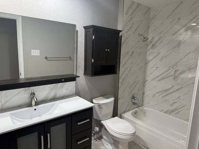 $2,500 | 133 South Heartz Road, Coppell, TX 75019