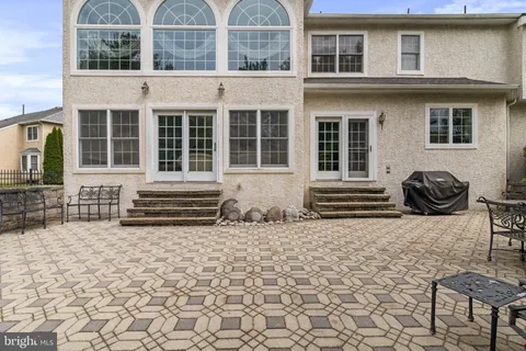 $1,599,999 | 132 Country Club Drive, Moorestown, NJ 08057
