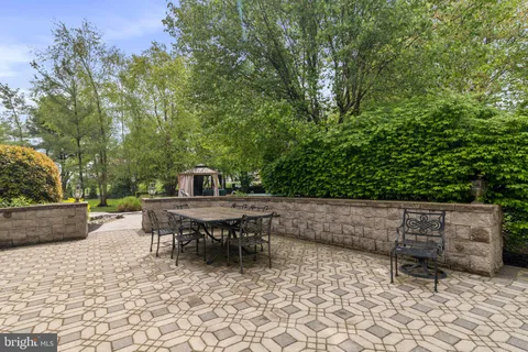$1,599,999 | 132 Country Club Drive, Moorestown, NJ 08057