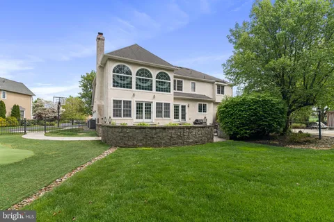 $1,599,999 | 132 Country Club Drive, Moorestown, NJ 08057