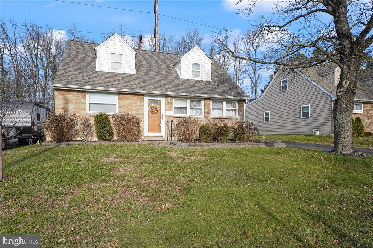 2455 Secane Road Secane, PA 19018 - Photo 1 of 42 Gallery Image 1
