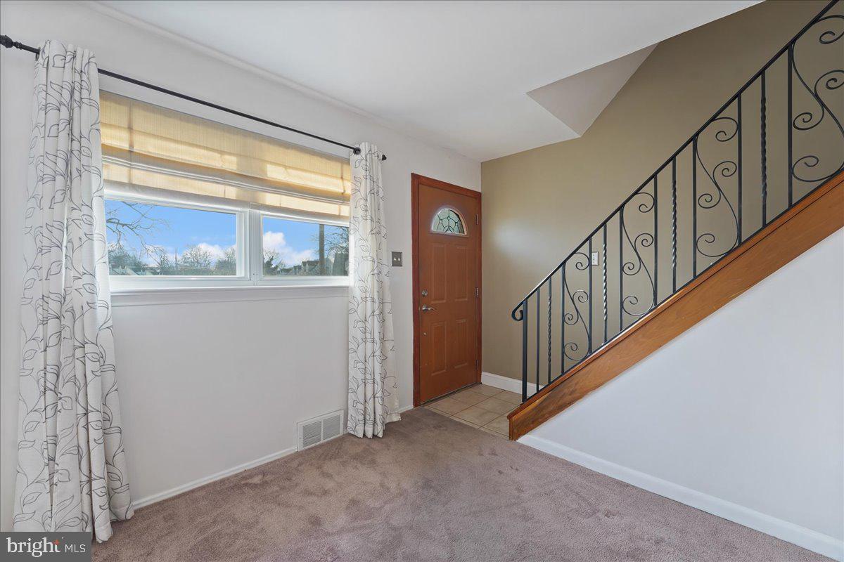 2455 Secane Road Secane, PA 19018 - Photo 12 of 42 Gallery Image 12