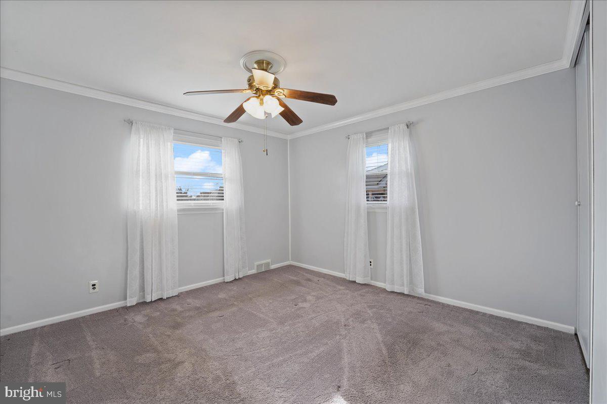 2455 Secane Road Secane, PA 19018 - Photo 14 of 42 Gallery Image 14