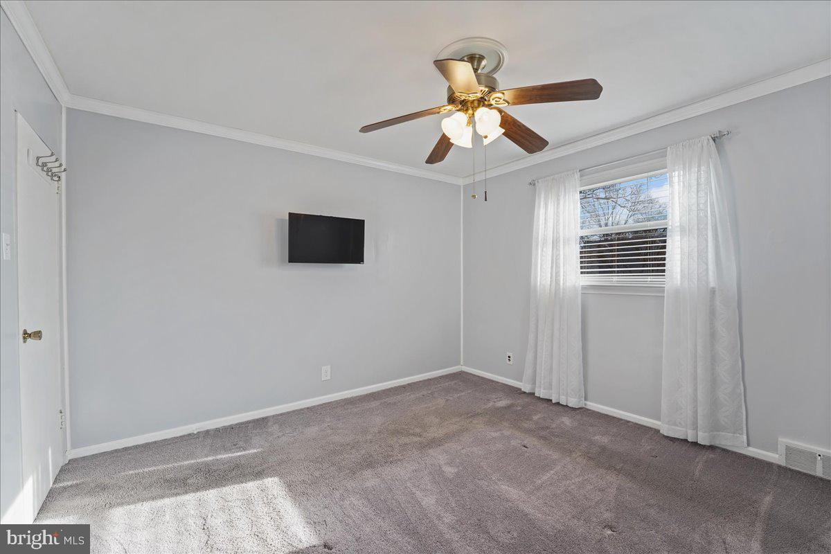 2455 Secane Road Secane, PA 19018 - Photo 15 of 42 Gallery Image 15