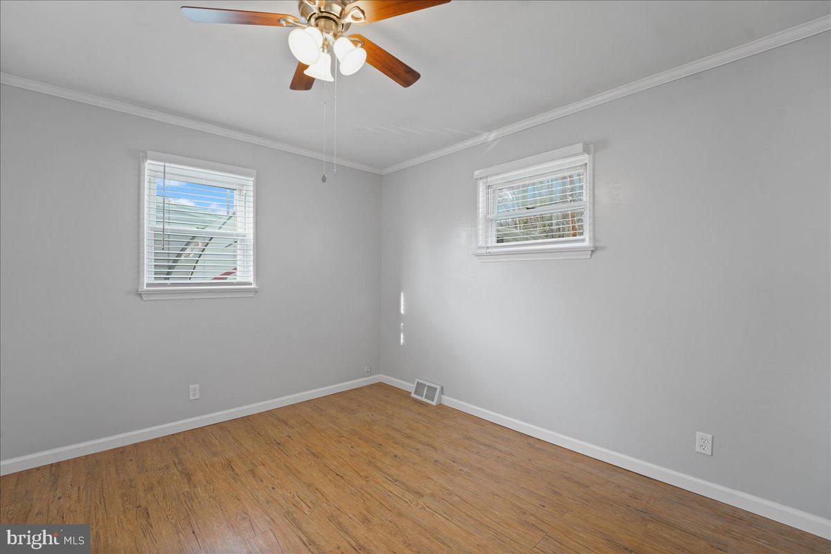 2455 Secane Road Secane, PA 19018 - Photo 18 of 42 Gallery Image 18