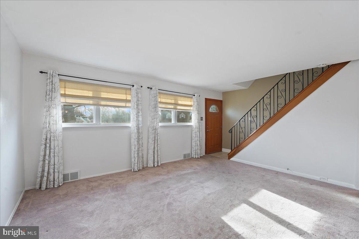 2455 Secane Road Secane, PA 19018 - Photo 8 of 42 Gallery Image 8