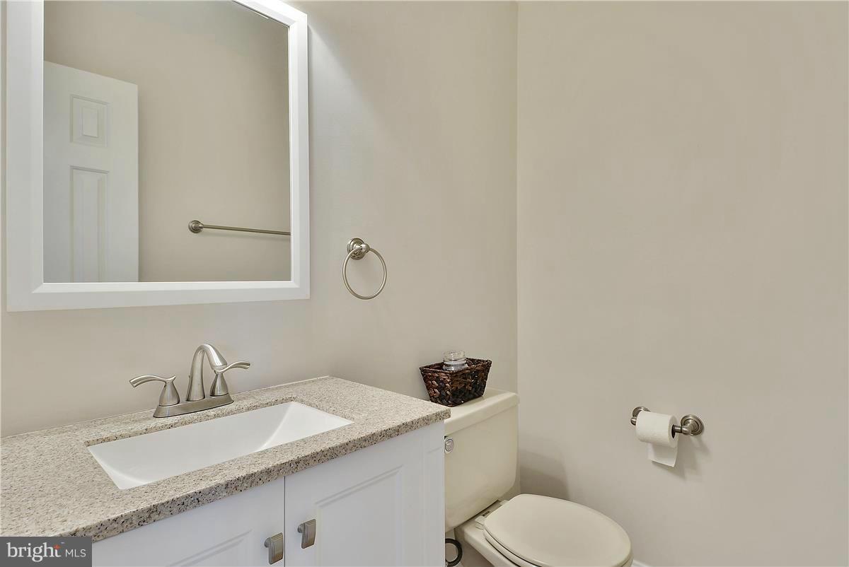 2406 Braddock Road Mount Airy, MD 21771 - Photo 17 of 28 Bath (Master)