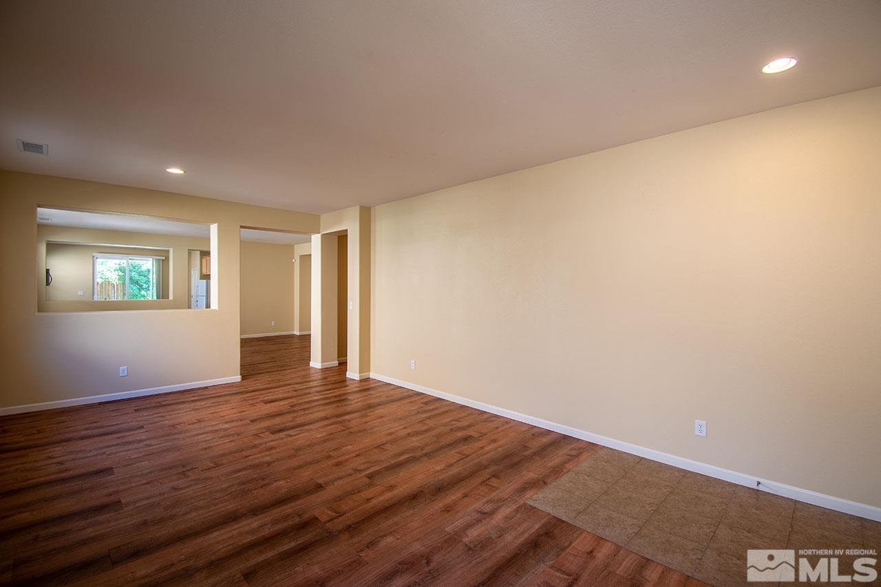 11380 Torino Way Reno, NV 89521 - Photo 5 of 25 Photo 5