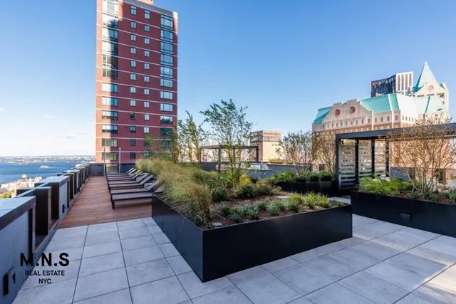 $5,103 | 200 Montague Street, Unit 20A | Brooklyn Heights