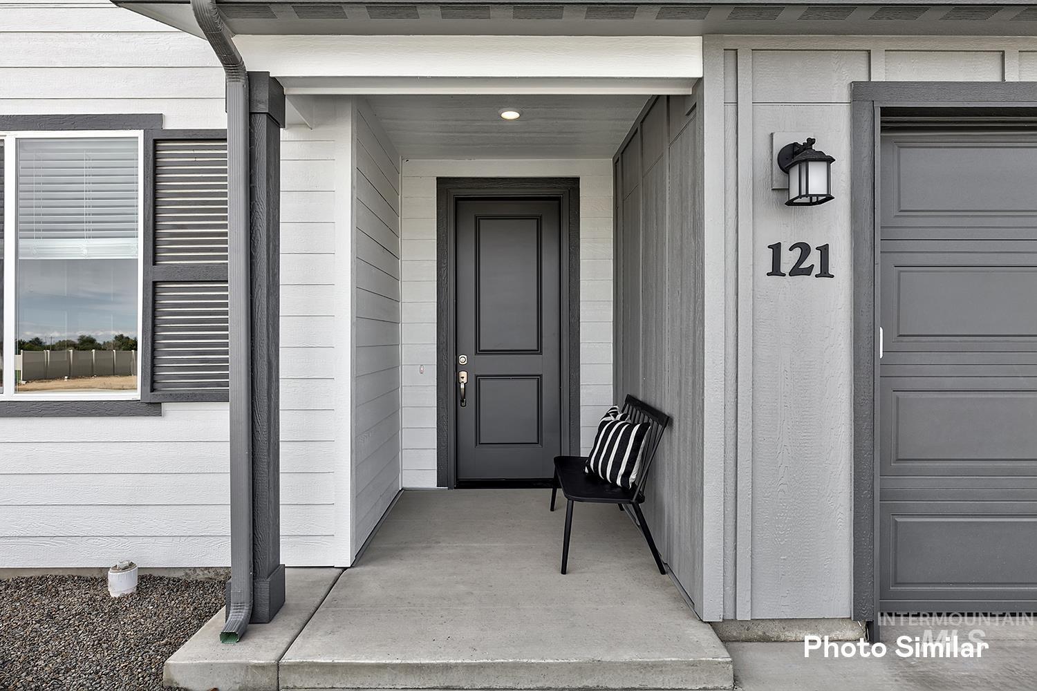 220 Ravello Street Caldwell, ID 83605 - Photo 3 of 35 Entrance to property with a porch