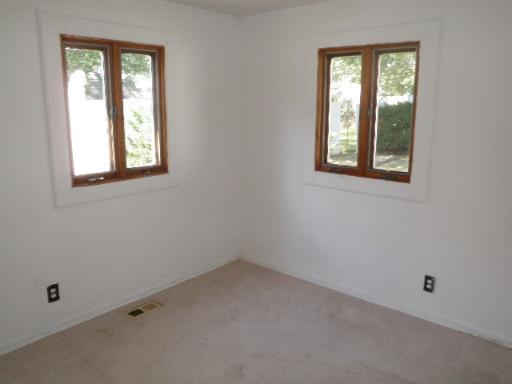 32 Marnel Road Montgomery, IL 60538 - Photo 10 of 12 an empty room with windows