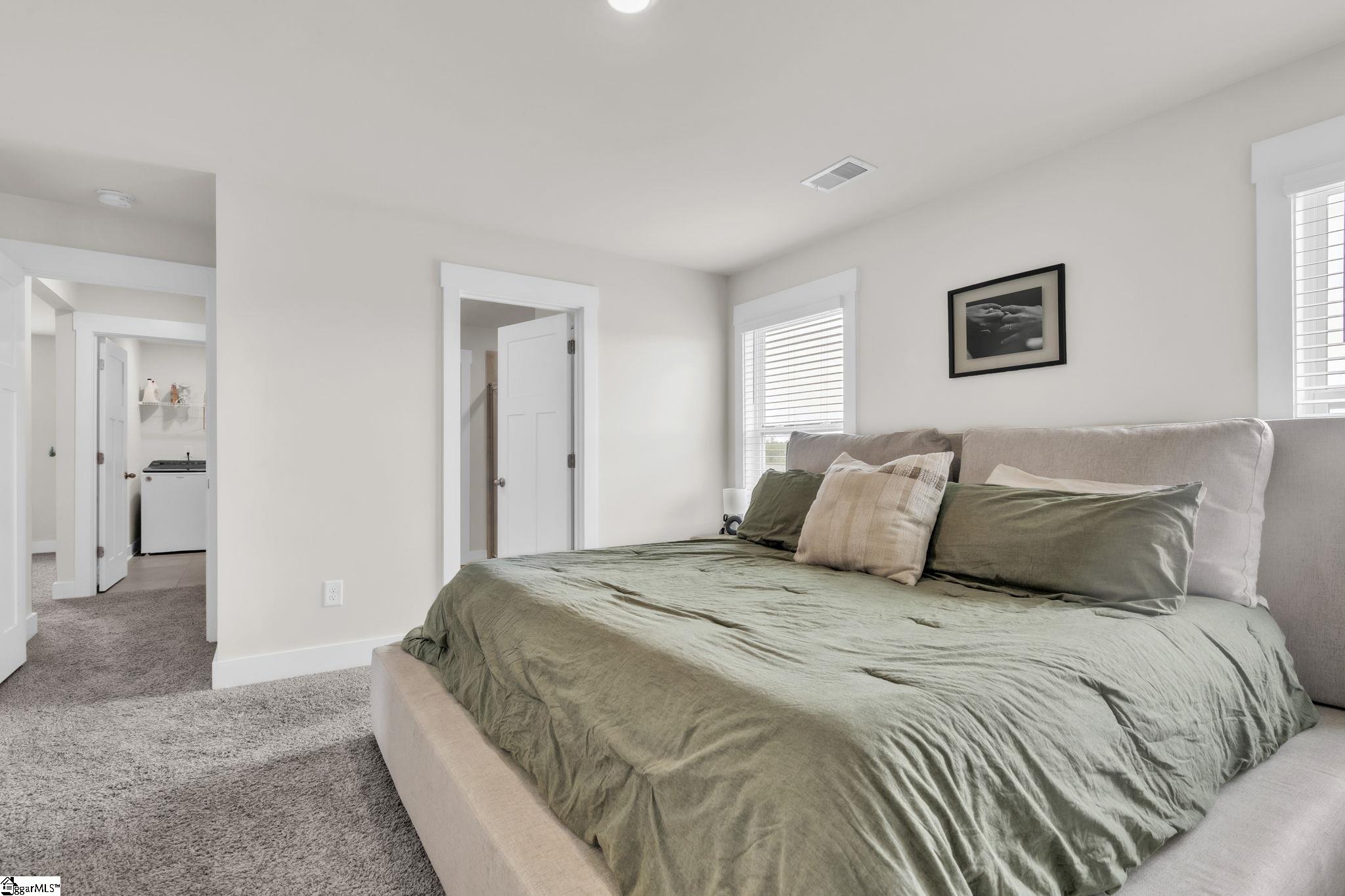 12 Shorncliffe Road Simpsonville, SC 29680 - Photo 14 of 35 Gallery Image 14