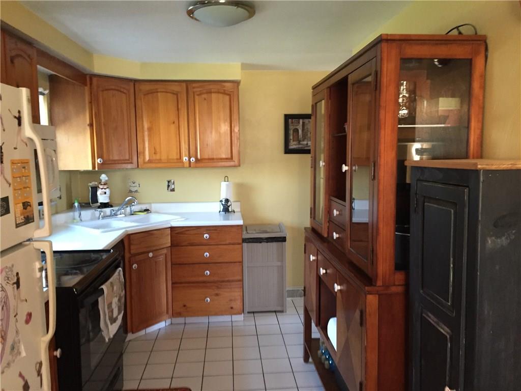 176 Curry Road Burgettstown, PA 15021 - Photo 11 of 21 Gallery Image 11