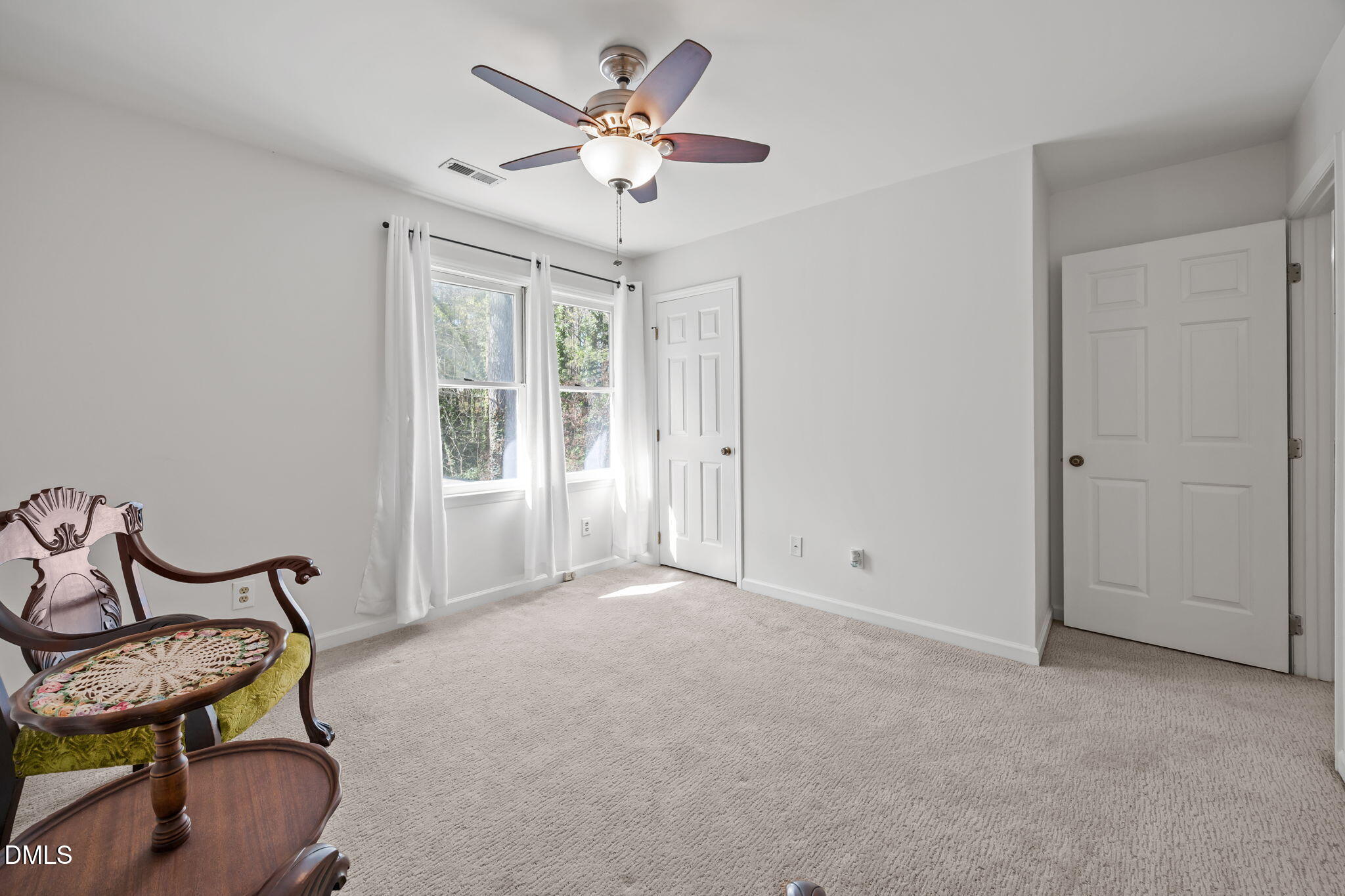 1401 Mapleside Court Raleigh, NC 27609 - Photo 20 of 45 50-web-or-mls-IMG_1605