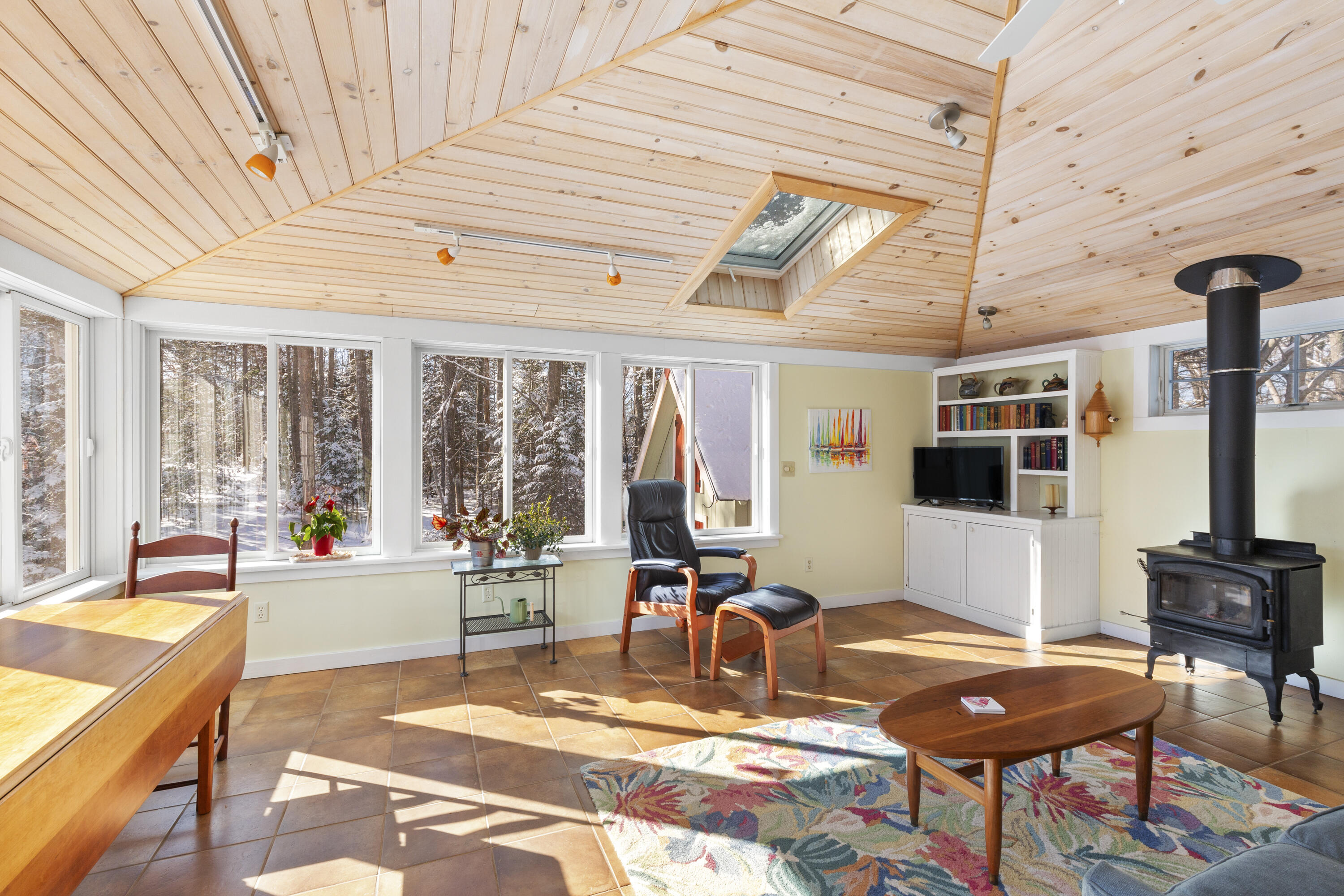 539 Bluff Road Northport, ME 04849 - Photo 21 of 38 23-539BluffRd-Northport-KS
