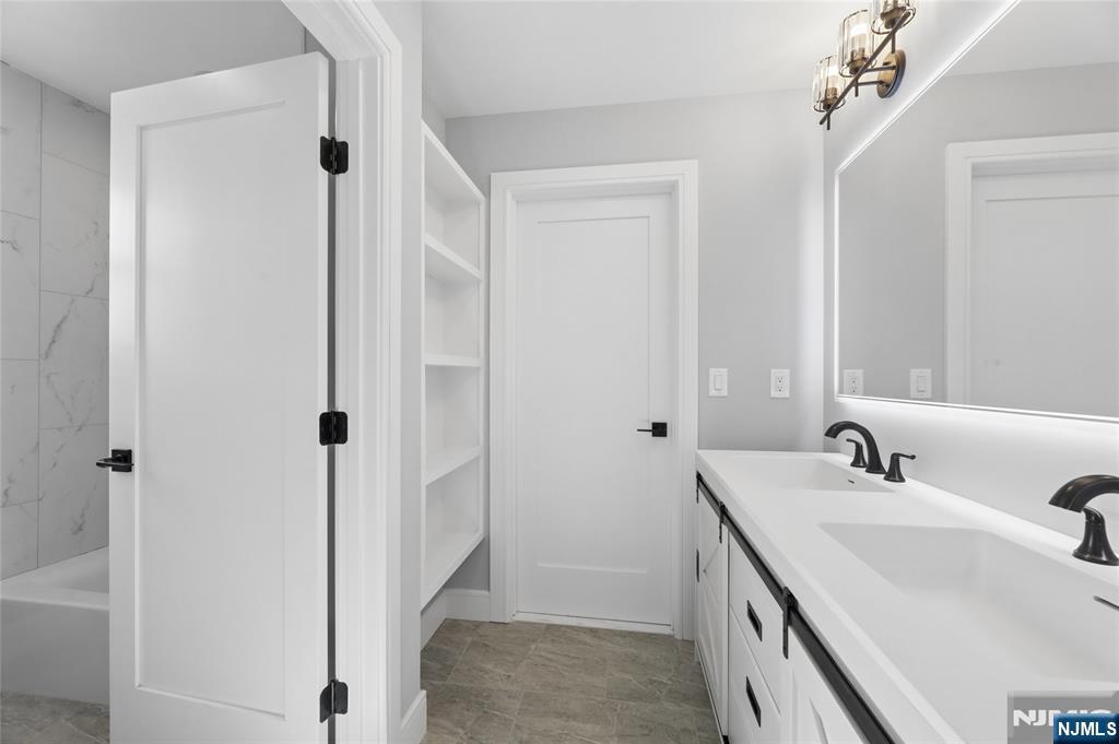 9 Cole Street Bergenfield, NJ 07621 - Photo 30 of 47