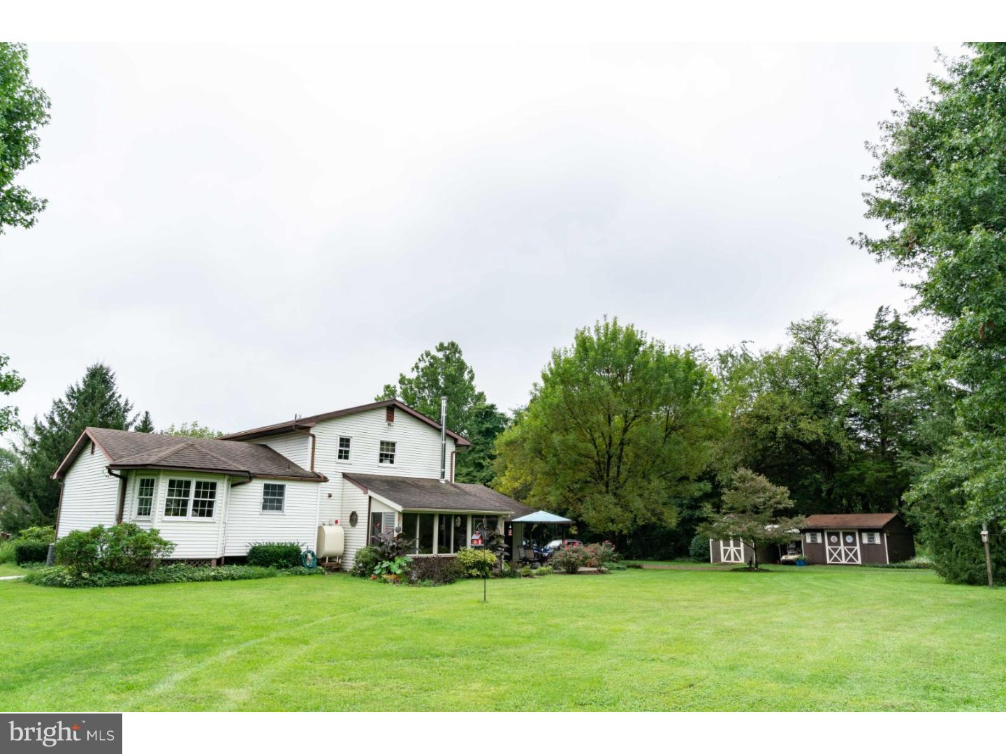 1405 State Road Coopersburg, PA 18036 - Photo 19 of 20