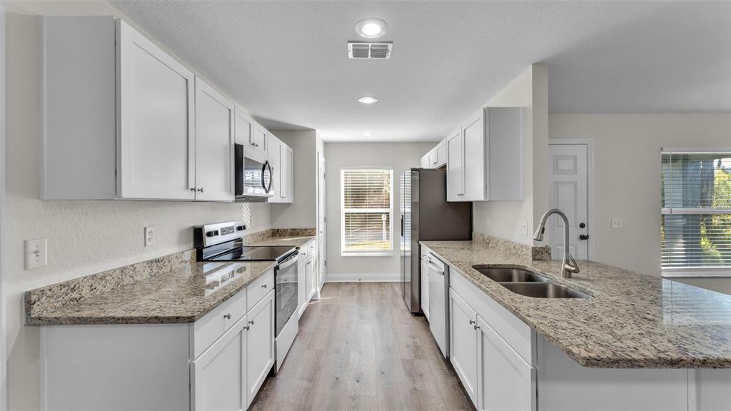 407 Lime Street Southeast Fort Meade, FL 33841 - Photo 4 of 10