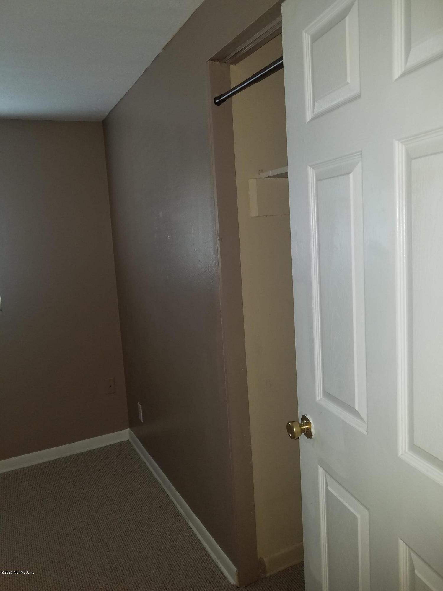 2633 Leonid Road Jacksonville, FL 32218 - Photo 8 of 44 20200904_181127