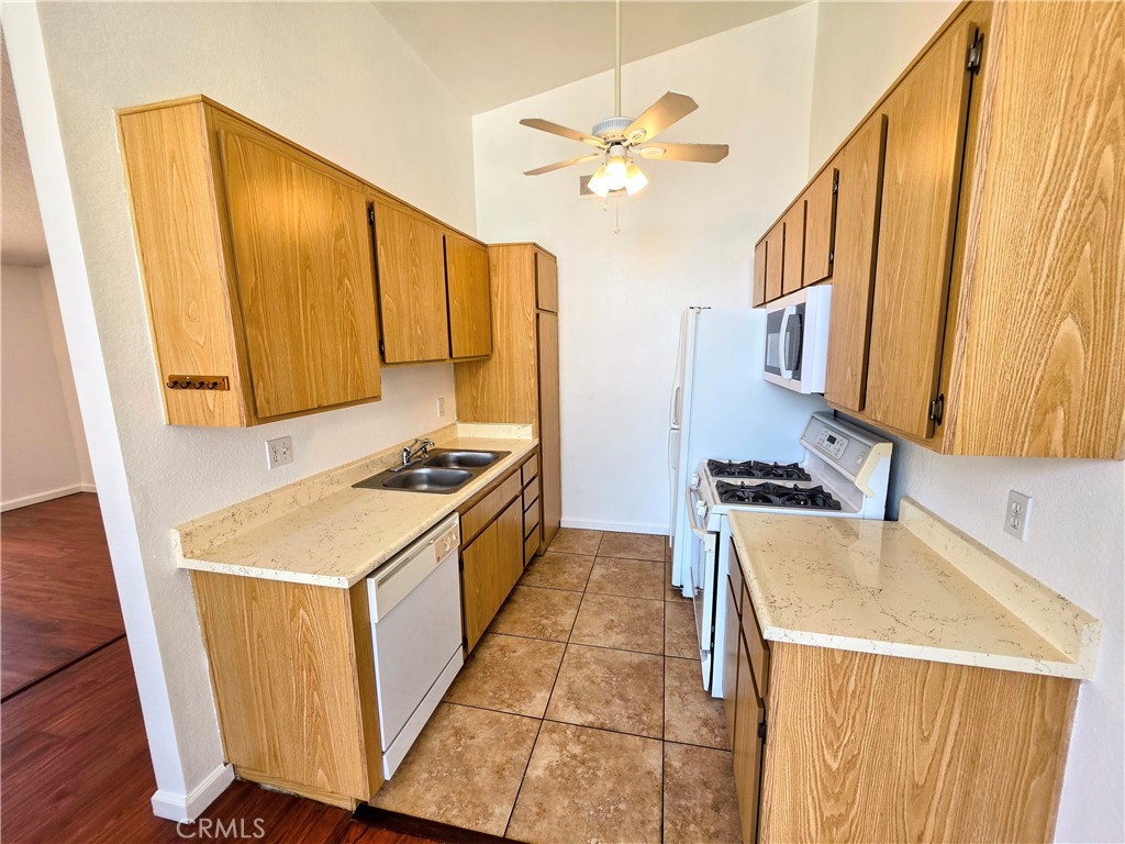 1800 East Old Ranch Road, Unit 174 Colton, CA 92324 - Photo 14 of 20