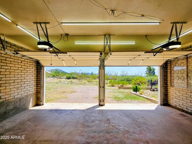 a view of a garage