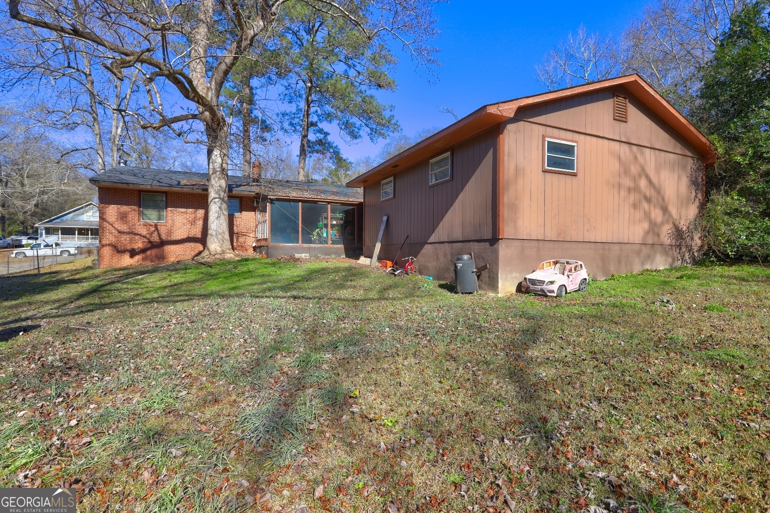 2918 Emerson Circle Macon, GA 31206 - Photo 6 of 8 a view of a backyard of the house