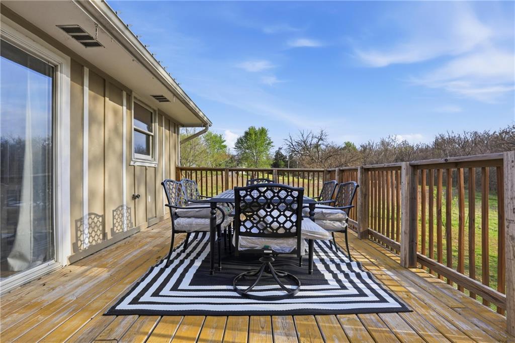 11056 230th Street Linwood, KS 66052 - Photo 31 of 52