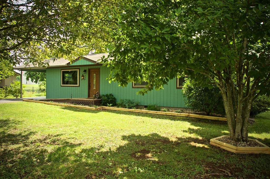 422 Asbury Road Pigeon Forge, TN 37863 - Photo 2 of 26 Gallery Image 2