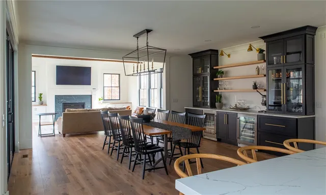 $2,179,000 | 4 Amore Lane, East Greenwich, RI 02818