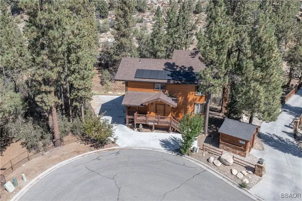 $1,398,000 | 42518 Gold Rush Drive, Big Bear Lake, CA 92315