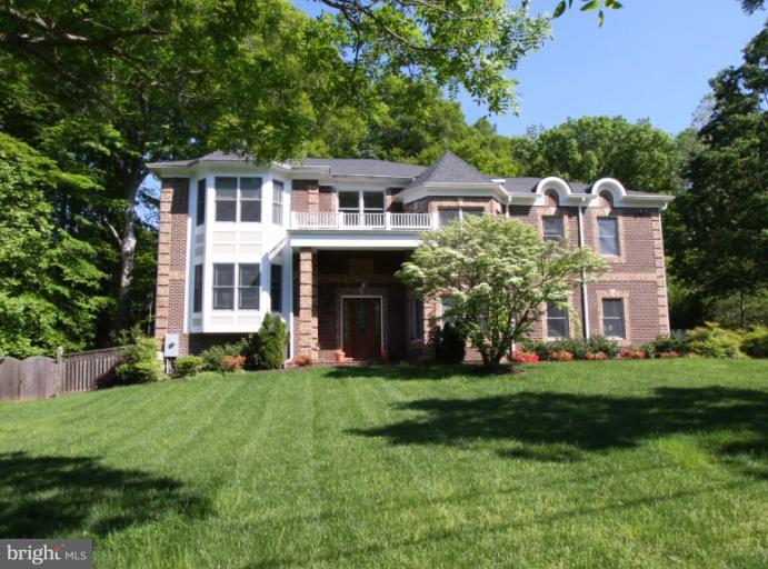 8505 Howell Road Bethesda, MD 20817 - Photo 15 of 30 Exterior (Front)
