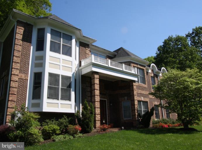 8505 Howell Road Bethesda, MD 20817 - Photo 19 of 30 Exterior (Front)